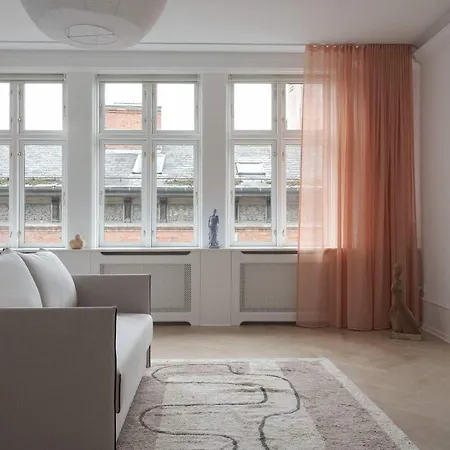 Latin Quarter By Daniel&jacob's *